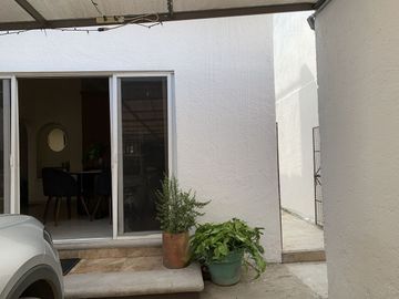 Casa en Fraccionamiento en Junto al Río, Temixco, Morelos CAEN-1086-Fr
