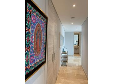 VENDO APARTAMENTO EN BUEN  SECTOR DE LA CIUDAD