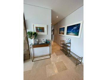 VENDO APARTAMENTO EN BUEN  SECTOR DE LA CIUDAD