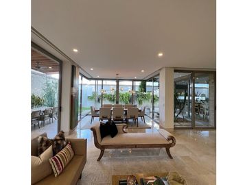 Vendo espectacular casa en conjunto en VILLA CAMPESTRE