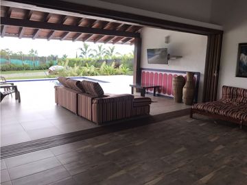 VENTA CASA CAMPESTRE CJTO CERRADO VIA MONTENEGRO QUINDIO