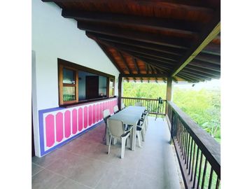 VENTA CASA CAMPESTRE CJTO CERRADO VIA MONTENEGRO QUINDIO