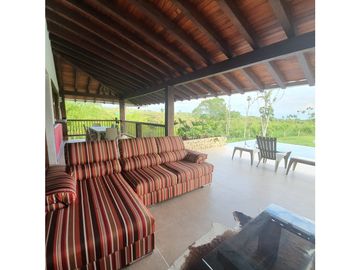 VENTA CASA CAMPESTRE CJTO CERRADO VIA MONTENEGRO QUINDIO