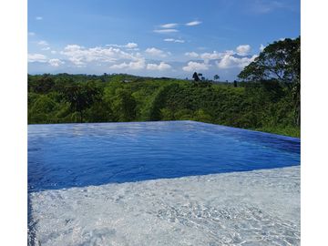 VENTA CASA CAMPESTRE CJTO CERRADO VIA MONTENEGRO QUINDIO