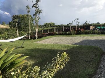 VENTA CASA CAMPESTRE CJTO CERRADO VIA MONTENEGRO QUINDIO