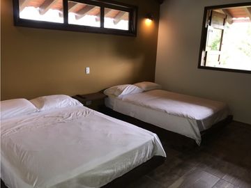 VENTA CASA CAMPESTRE CJTO CERRADO VIA MONTENEGRO QUINDIO