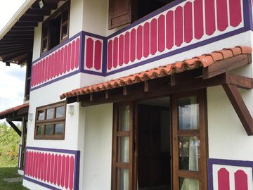 VENTA CASA CAMPESTRE CJTO CERRADO VIA MONTENEGRO QUINDIO
