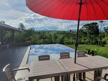 VENTA CASA CAMPESTRE CJTO CERRADO VIA MONTENEGRO QUINDIO