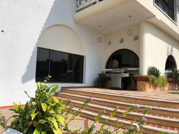 MANSIÓN EN VENTA. PRADOMAR