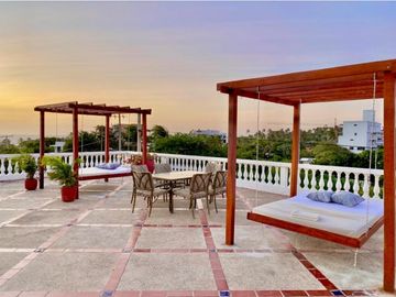 MANSIÓN EN VENTA. PRADOMAR