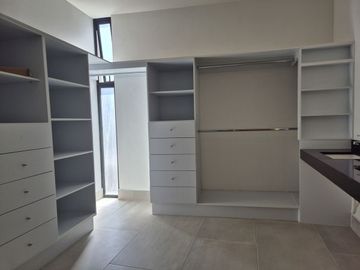 Casa en Venta Cumbres Elite Premier - Zona Garcia, NL