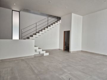 Casa en Venta Cumbres Elite Premier - Zona Garcia, NL