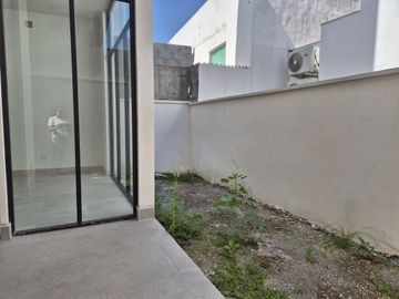 Casa en Venta Cumbres Elite Premier - Zona Garcia, NL