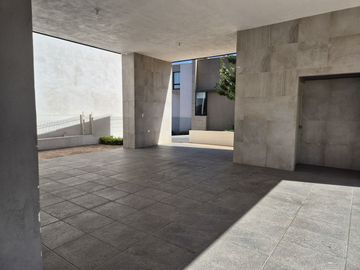 Casa en Venta Cumbres Elite Premier - Zona Garcia, NL