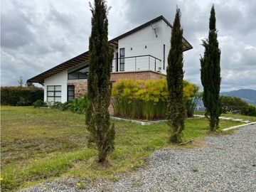 Venta casa campestre en Guarne