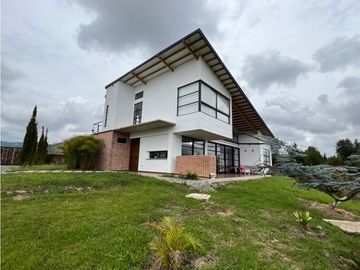 Venta casa campestre en Guarne