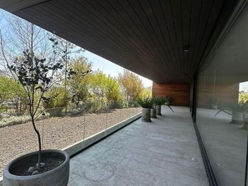 Garden house bosque real