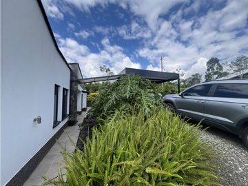 VENTA  CASA CAMPESTRE VIA PEREIRA