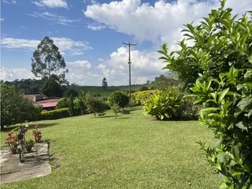 VENTA  CASA CAMPESTRE VIA PEREIRA