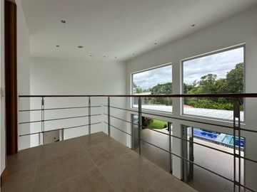 Confort y Naturaleza en Uno: Casa Campestre en Renta Cerritos