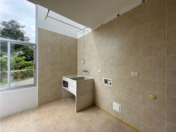 Confort y Naturaleza en Uno: Casa Campestre en Renta Cerritos