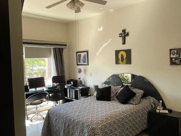 Hermosa Casa en Residencial Porta Nova, El Pueblito