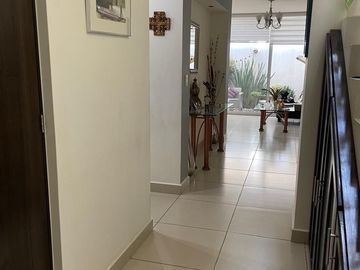 Hermosa Casa en Residencial Porta Nova, El Pueblito