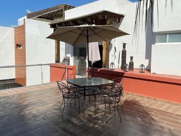 Hermosa Casa en Residencial Porta Nova, El Pueblito