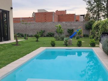 Casa en Pueblo General Belgrano