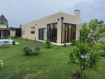 Casa en Pueblo General Belgrano