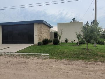 Casa en Pueblo General Belgrano