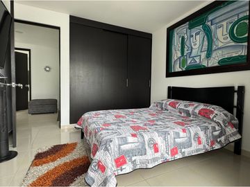 HERMOSA CASA EN VENTA - SECTOR  AV CENTENARIO