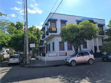 Casa en venta Barrio Granada GIRARDOT