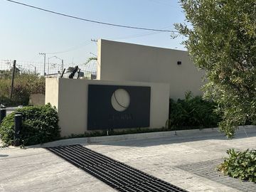 Linda casa en VENTA en Paseos Universidad