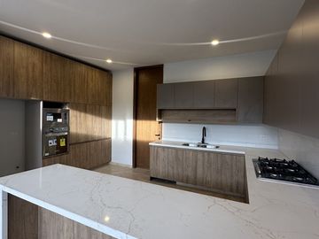 Linda casa en VENTA en Paseos Universidad