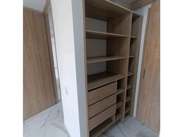 Apartamento en venta sur de cali barrio valle del lili con parqueadero