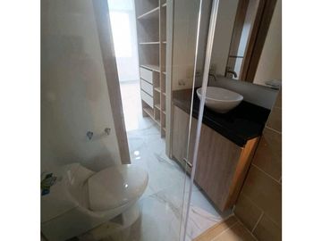 Apartamento en venta sur de cali barrio valle del lili con parqueadero