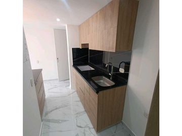 Apartamento en venta sur de cali barrio valle del lili con parqueadero