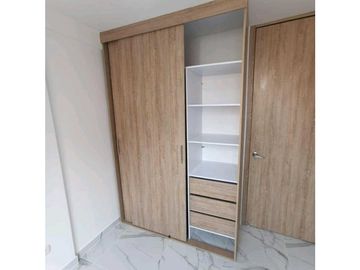 Apartamento en venta sur de cali barrio valle del lili con parqueadero