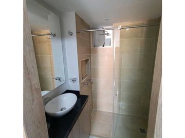 Apartamento en venta sur de cali barrio valle del lili con parqueadero