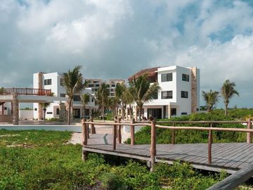DEPARTAMENTO EN VENTA EN MÉRIDA  YUCATÁN FRENTE AL MAR EN TELCHAC PUERTO