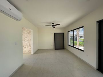 CASA EN VENTA EN MÉRIDA YUCATÁN FRENTE AL MAR EN TELCHAC PUERTO