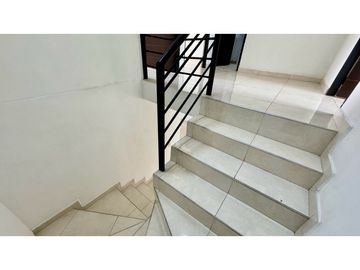 Casa de dos pisos en venta Barrio Las Américas Palmira Valle Colombia