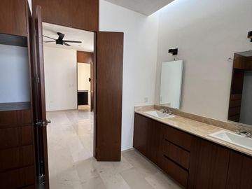 Venta Residencia en Mérida, Yucatán. al norte de la ciudad
