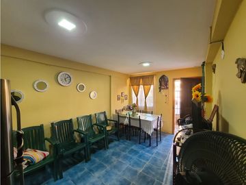 En venta villa de dos habitaciones ciudadela La Aurora Manta