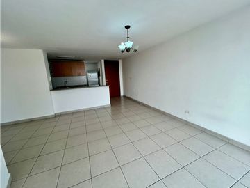 VENDO APARTAMENTO EN 12 DE OCTUBRE