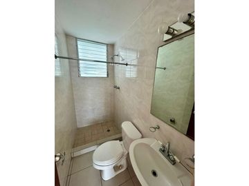 VENDO APARTAMENTO EN 12 DE OCTUBRE