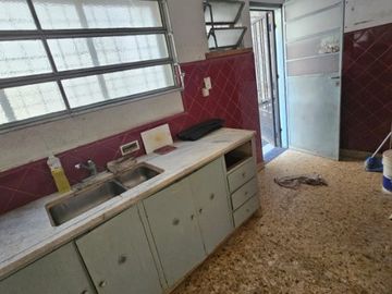 Casa en venta en Lanus Oeste