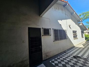 Casa en venta en Lanus Oeste