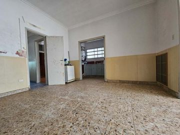 Casa en venta en Lanus Oeste